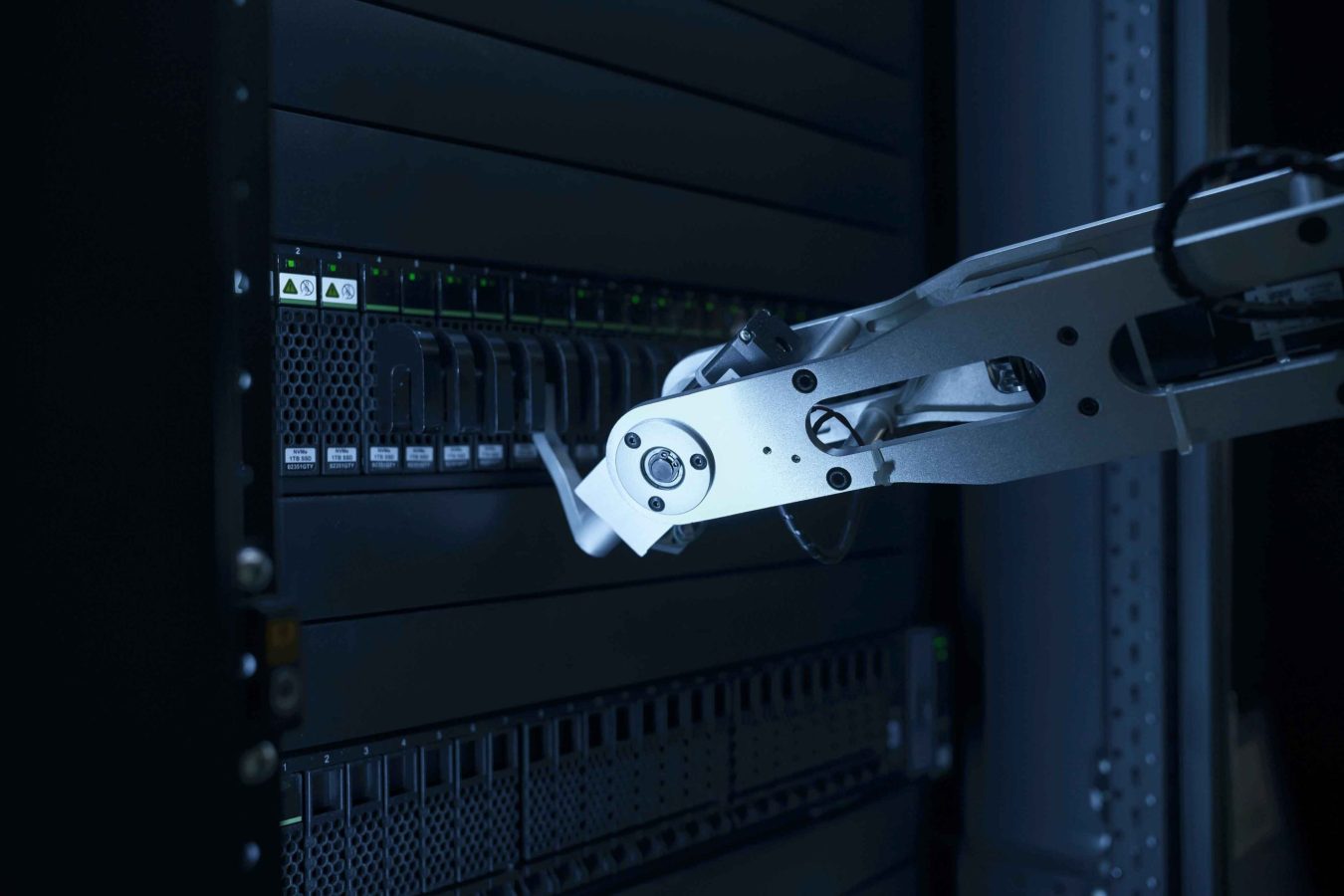 https://www.ey.com/en_gl/megatrends/why-shared-intelligence-will-redefine-talent
