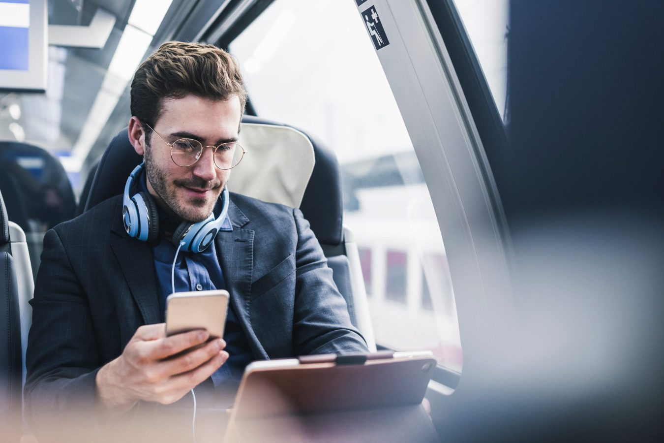 https://www.ey.com/en_gl/megatrends/why-shared-intelligence-will-redefine-talent